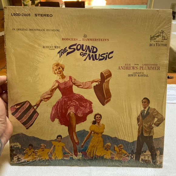 Incredible variety of all your favorite bands on Vinyl from the 60’s 70’s & 80’s - Picture 7 of 14